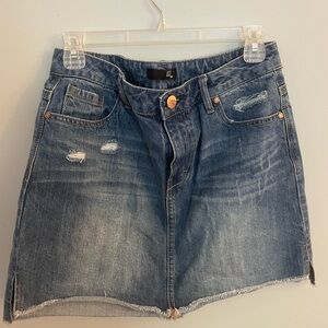 1822 Denim women’s jean skirt size 8